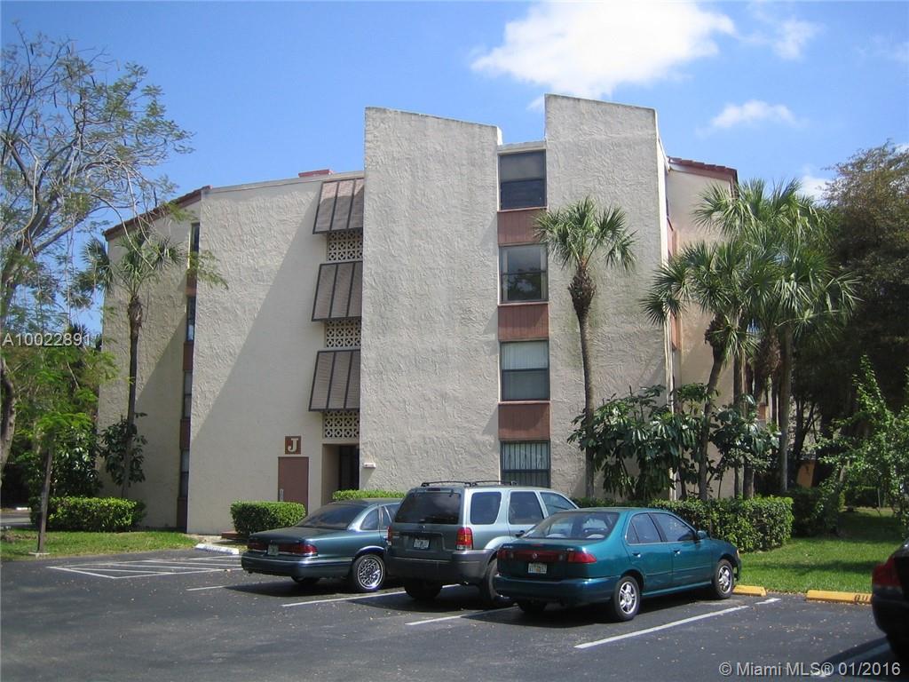 PROMENADE AT KENDALE LAKE - Residential Lease