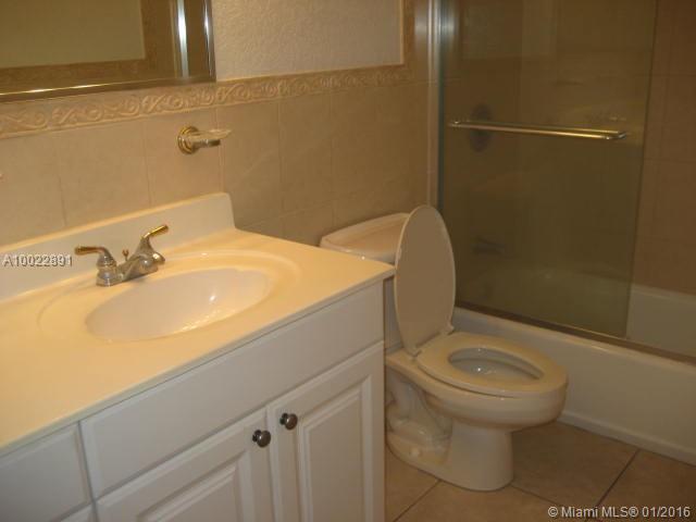 PROMENADE AT KENDALE LAKE - Residential Lease