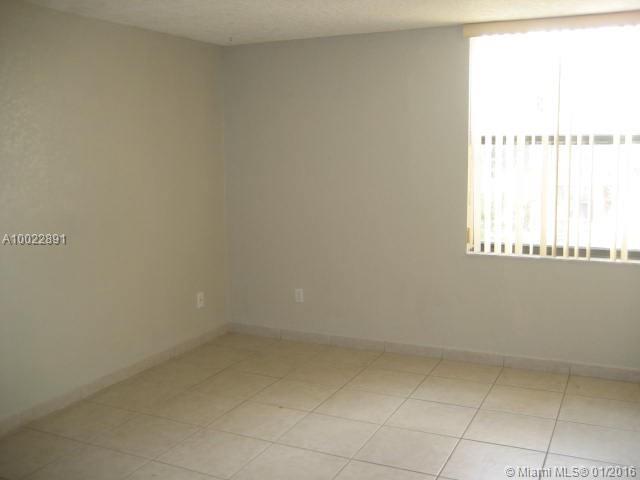PROMENADE AT KENDALE LAKE - Residential Lease