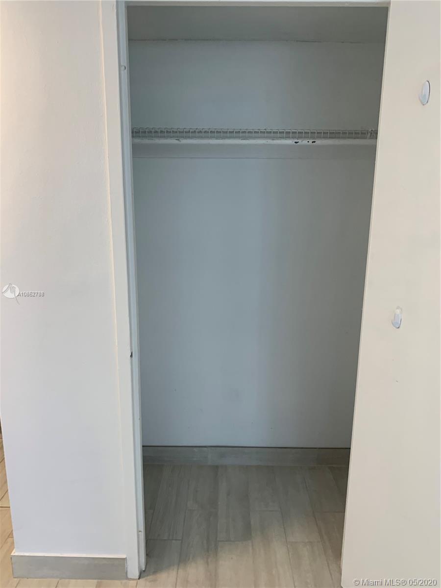 BAY PARK TOWERS CONDO - Residential Lease