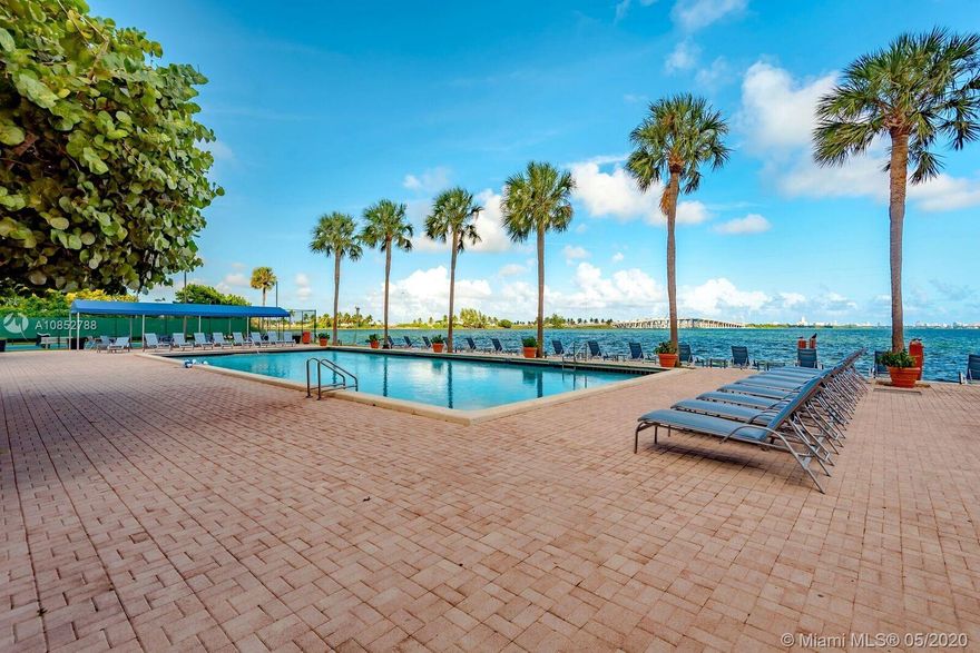 Lovely 1/1 spacious *875 sq.ft corner unit on Biscayne Bay with direct water view. Completely renovated, all new appliances. Bay Park Towers is located in Edgewater just south of 36th St giving you easy access to MIA, Downtown, the Upper Eastside, Midtown and the Design District. Rent includes water, sewer, trash, basic cable, pest control, A/C Filter change and 1 parking space. 24-hr valet/24-hr security. This property amenities includes Heated pool,newly resurfaced Tennis Court, Gym, and Party Room. Units have NO washer/ dryer.