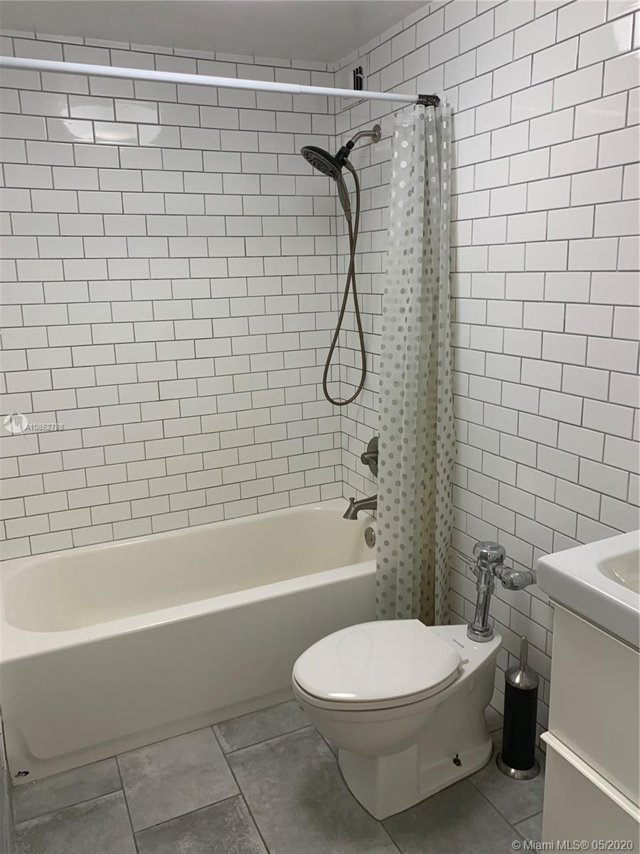 BAY PARK TOWERS CONDO - Residential Lease