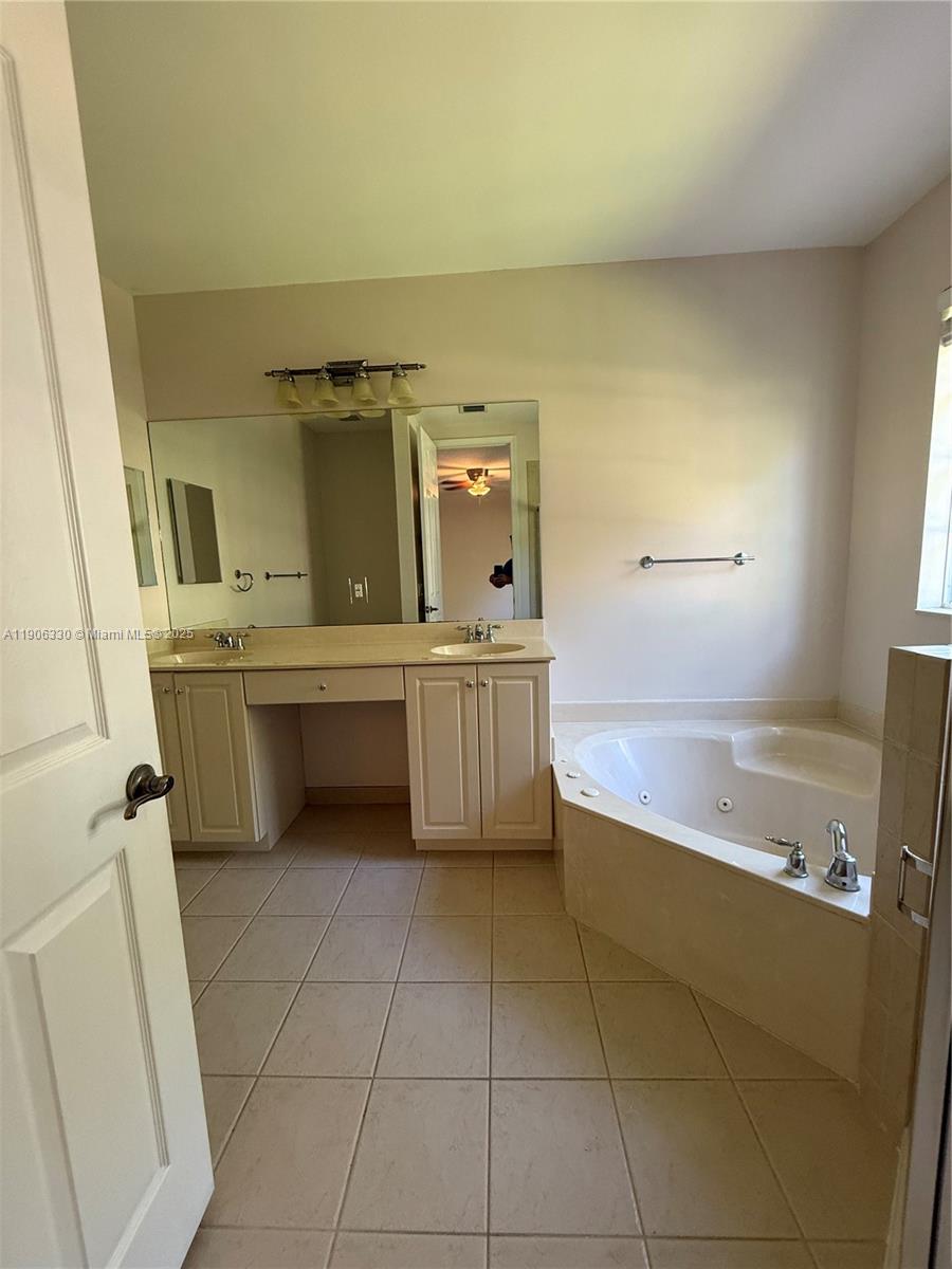 BRIELLA 1 CONDO - Residential Lease