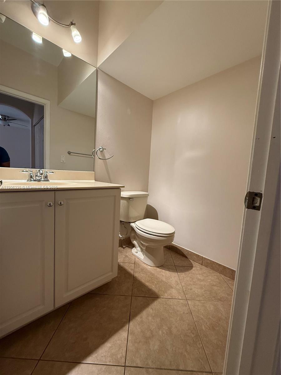 BRIELLA 1 CONDO - Residential Lease