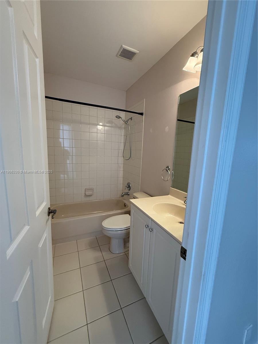 BRIELLA 1 CONDO - Residential Lease