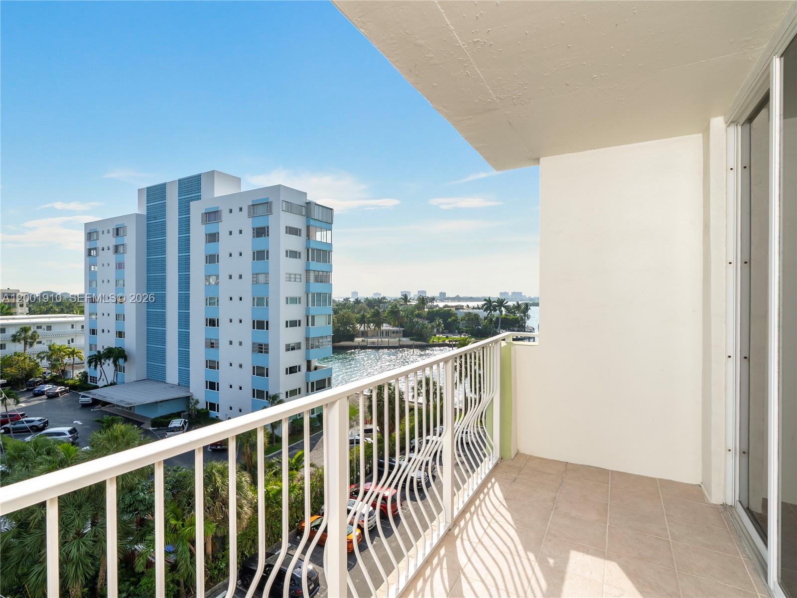 ISLAND POINTE CONDO - Residential Lease