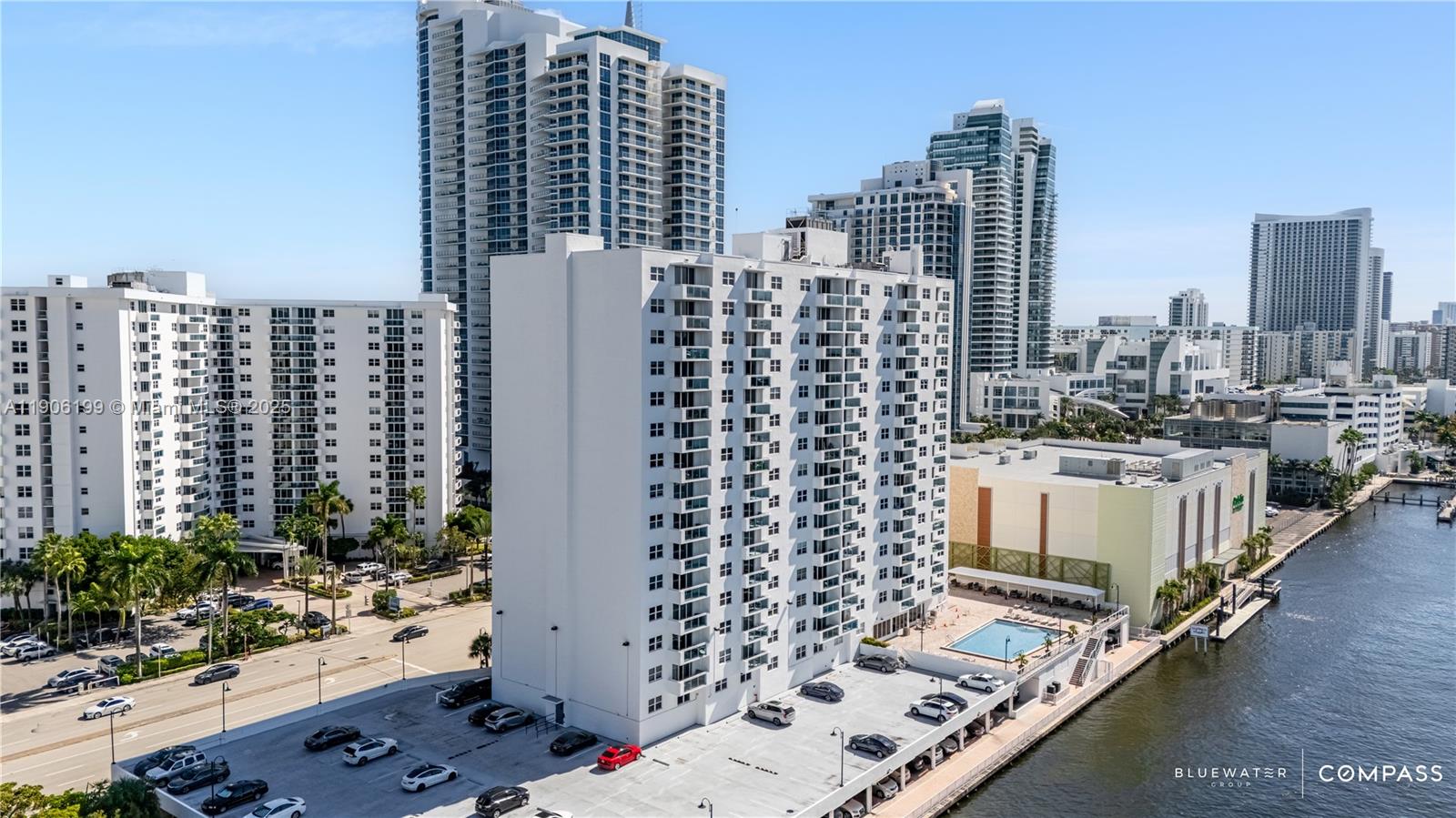 3000 S Ocean Dr 520