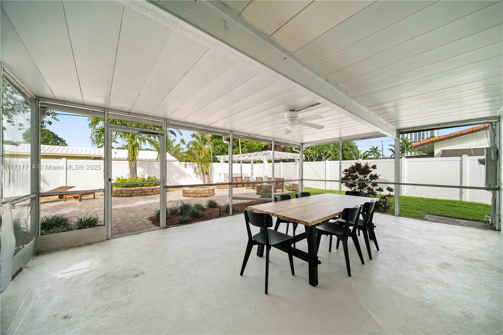 Bel Air - Residential