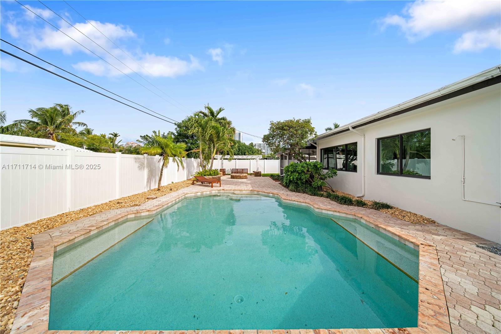 Bel Air - Residential