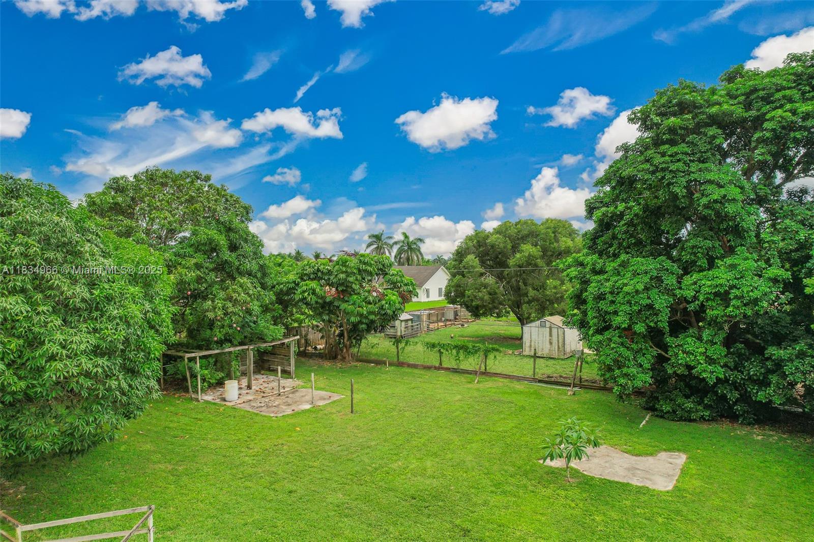 BONANZA RANCH ESTATES - Residential