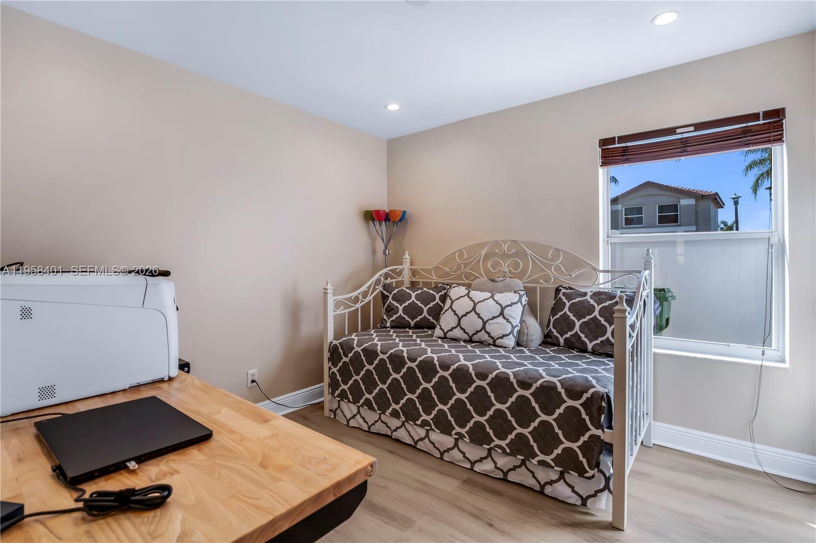 SILVER LAKES PHASE III RE - Residential