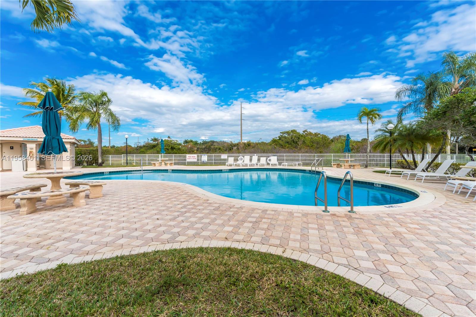 SILVER LAKES PHASE III RE - Residential