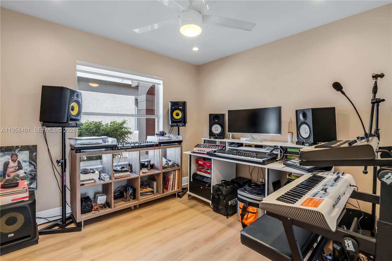 SILVER LAKES PHASE III RE - Residential