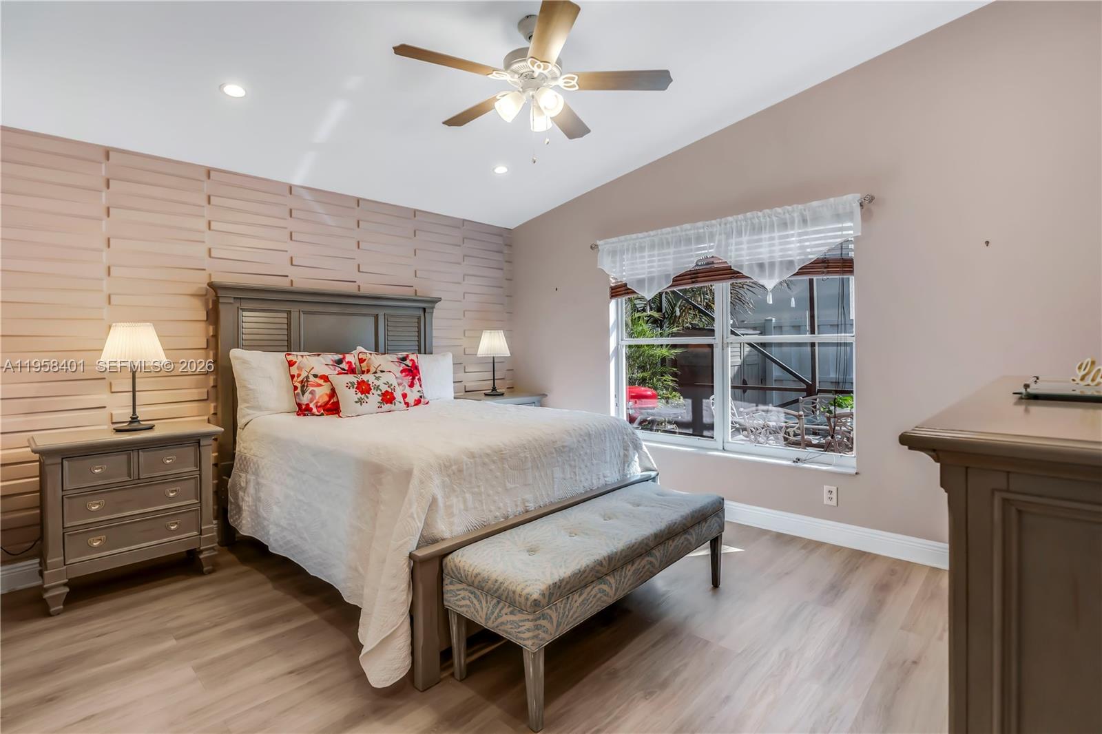 SILVER LAKES PHASE III RE - Residential