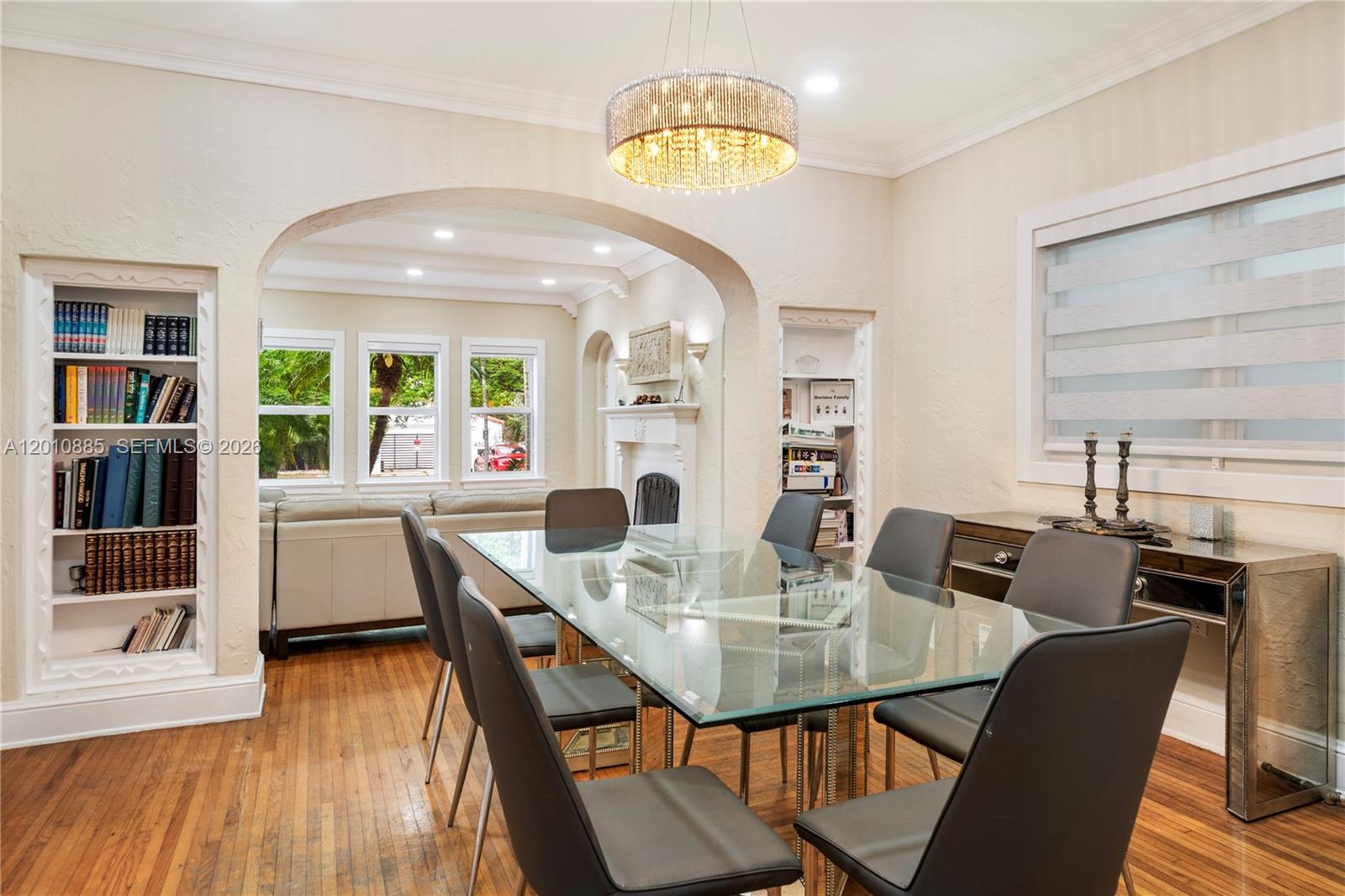 THE EWING CONDO - Residential