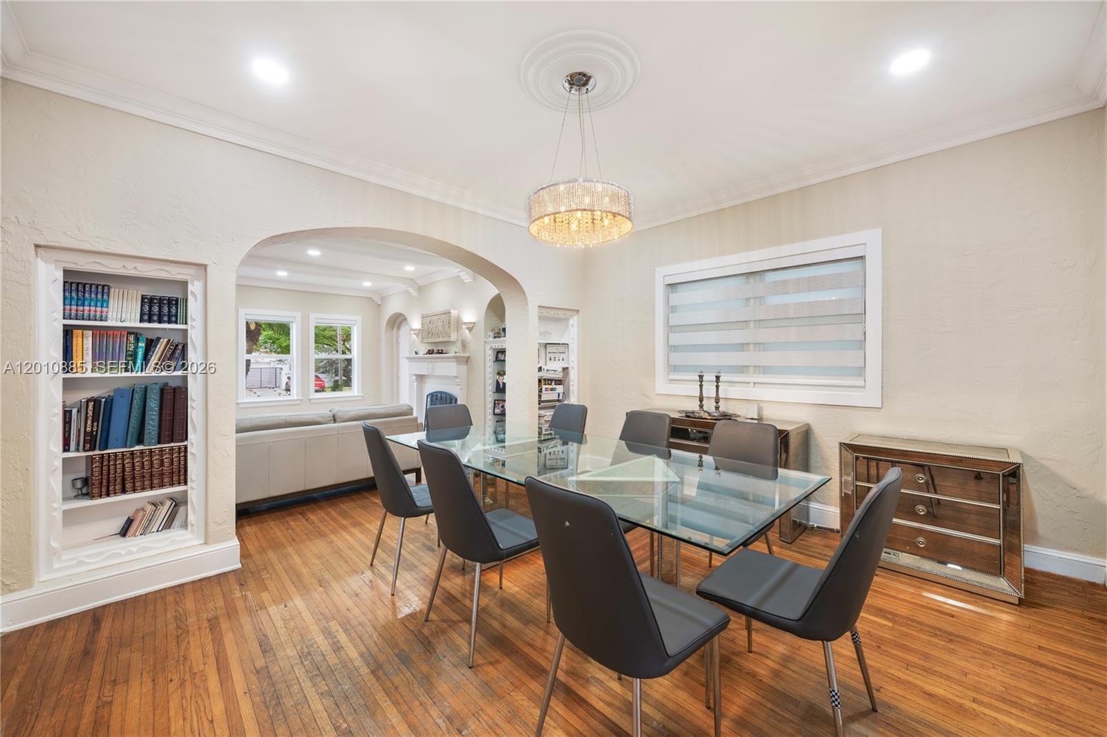 THE EWING CONDO - Residential