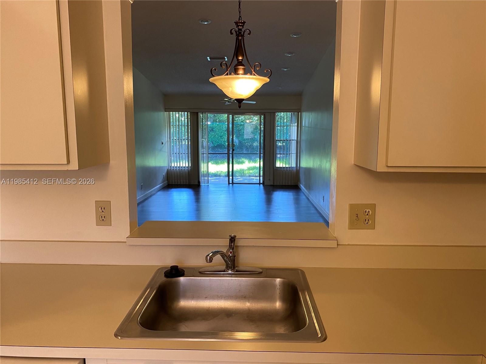 WHISPER WALK CONDOS - Residential Lease