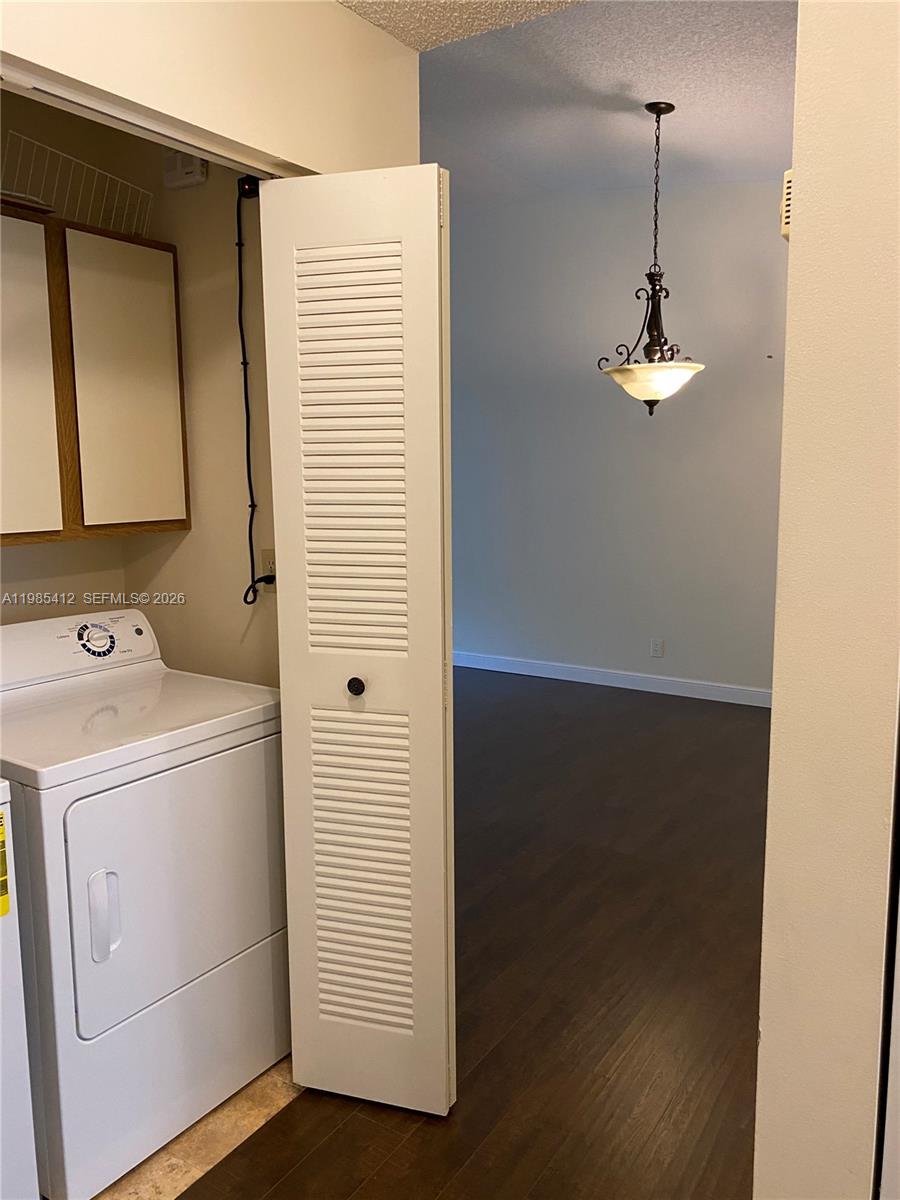 WHISPER WALK CONDOS - Residential Lease