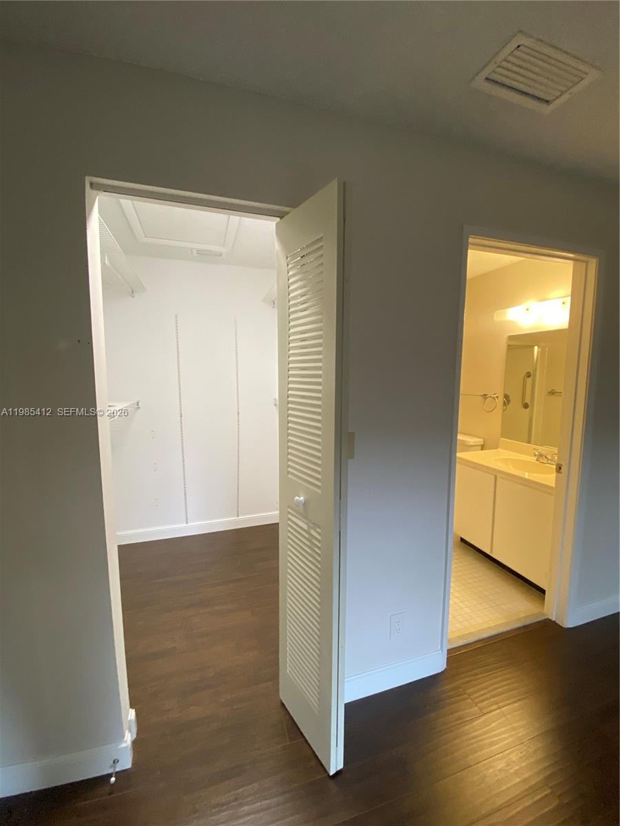 WHISPER WALK CONDOS - Residential Lease