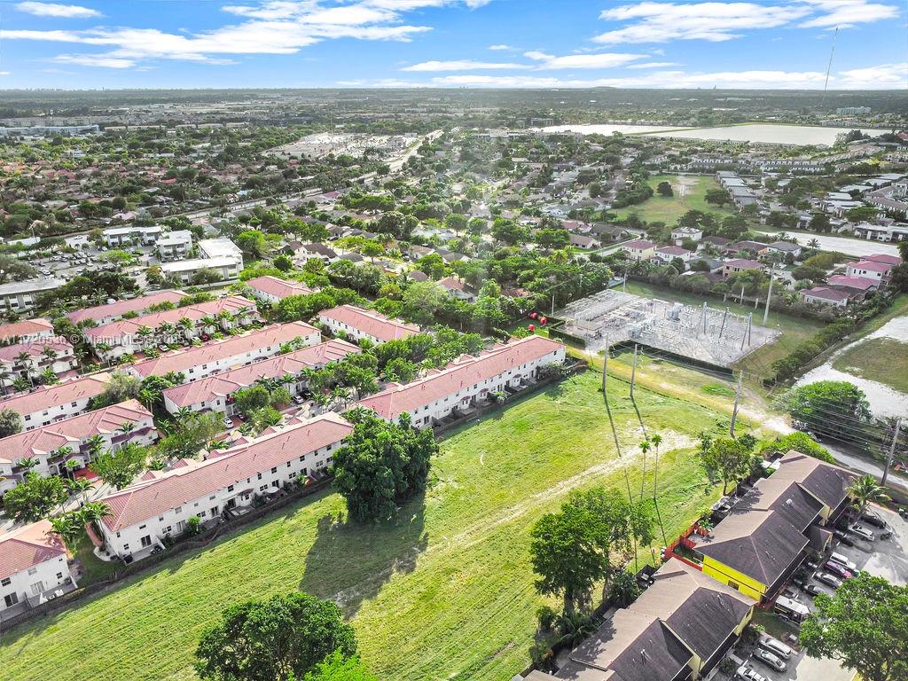 IVES DAIRY TOWNHOMES - Residential