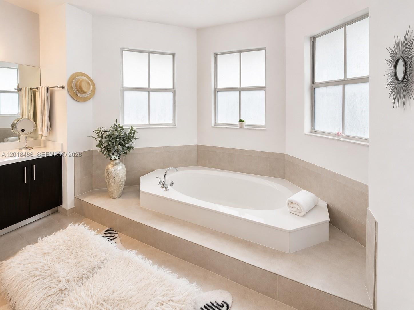 VINTAGE ESTATES - Residential