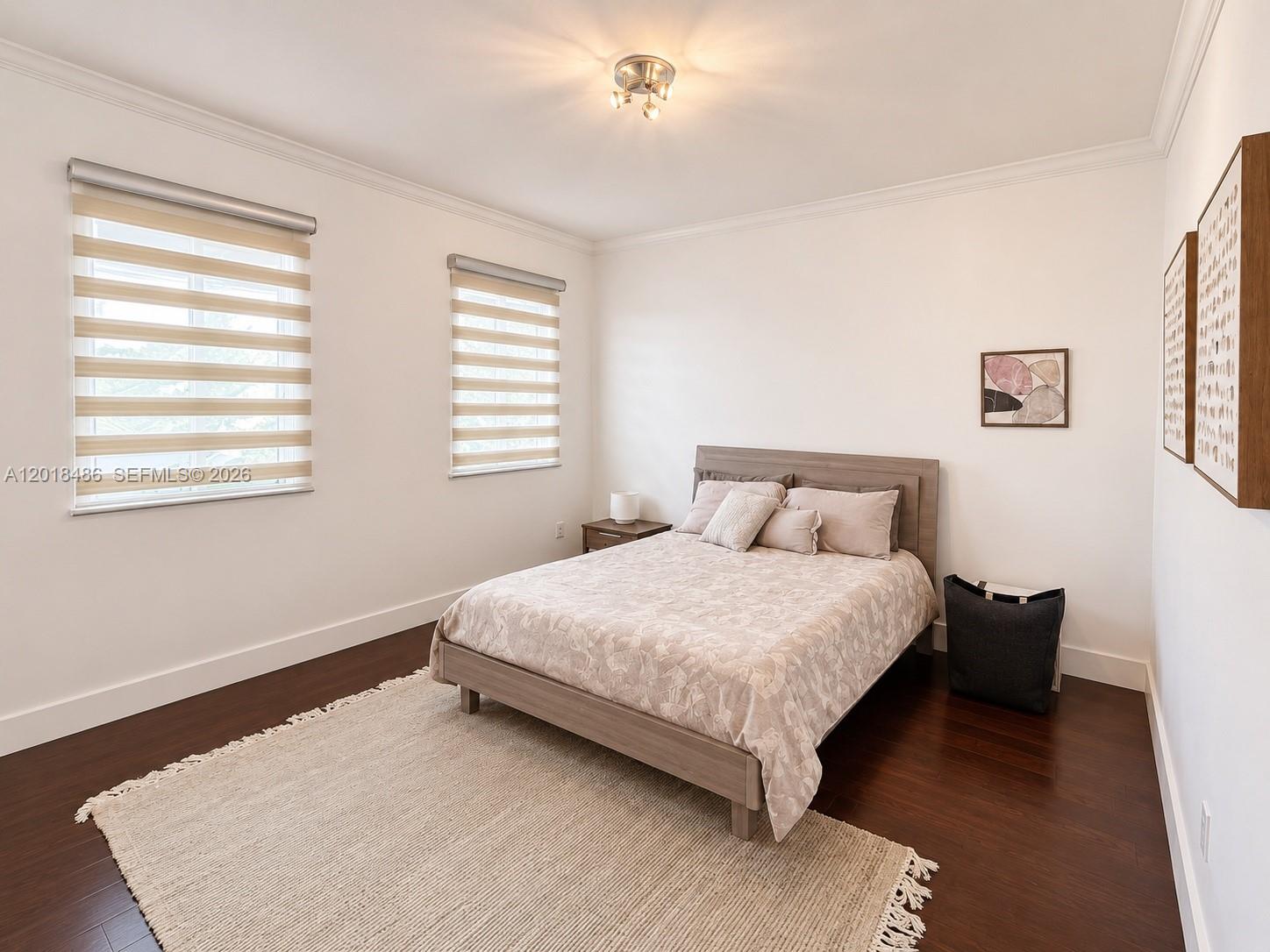 VINTAGE ESTATES - Residential