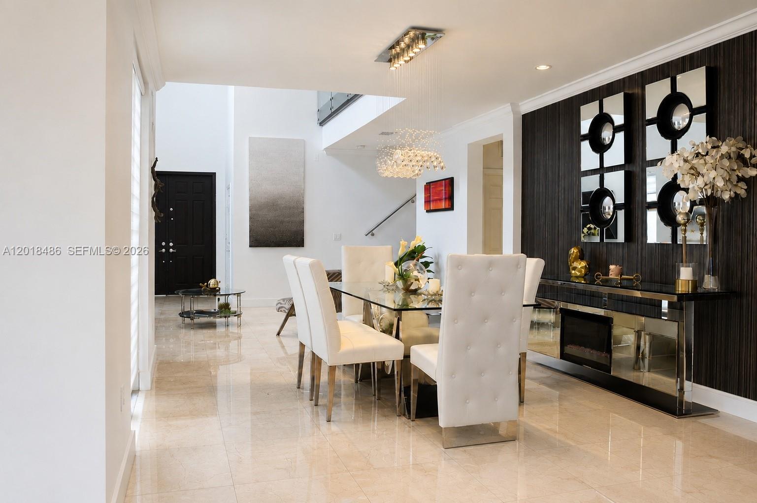 VINTAGE ESTATES - Residential