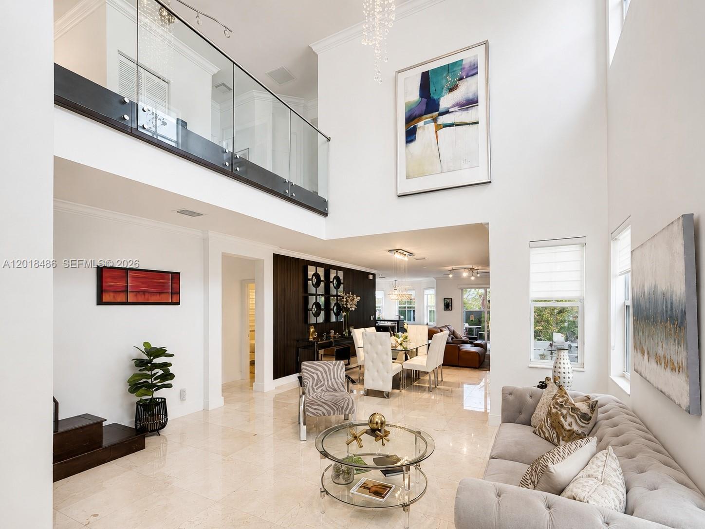 VINTAGE ESTATES - Residential