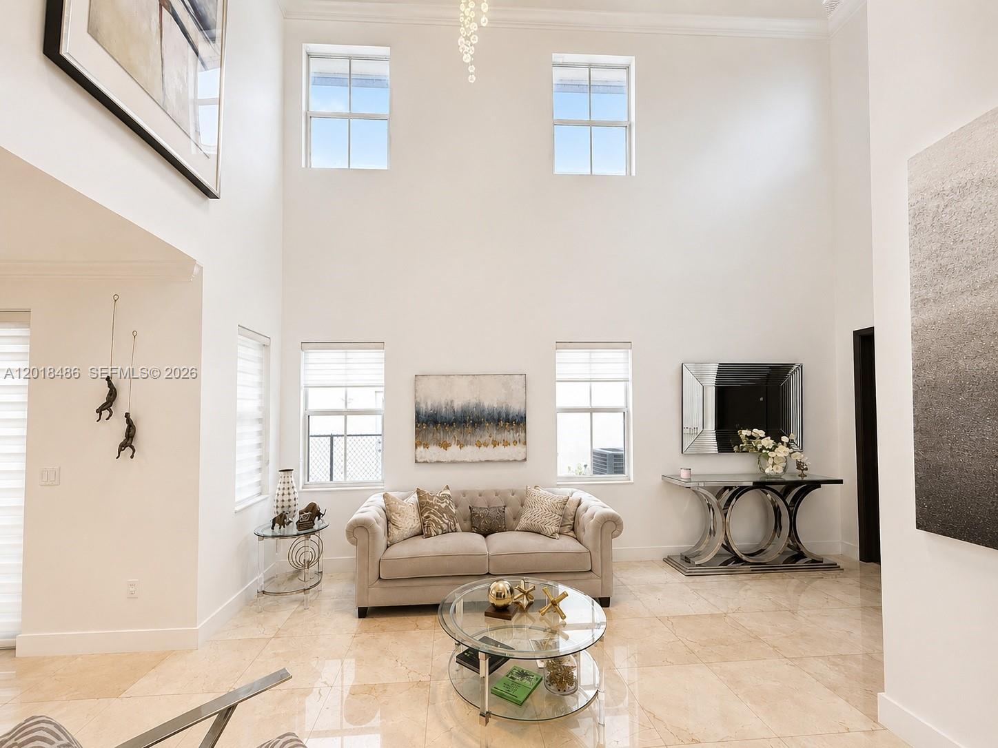 VINTAGE ESTATES - Residential