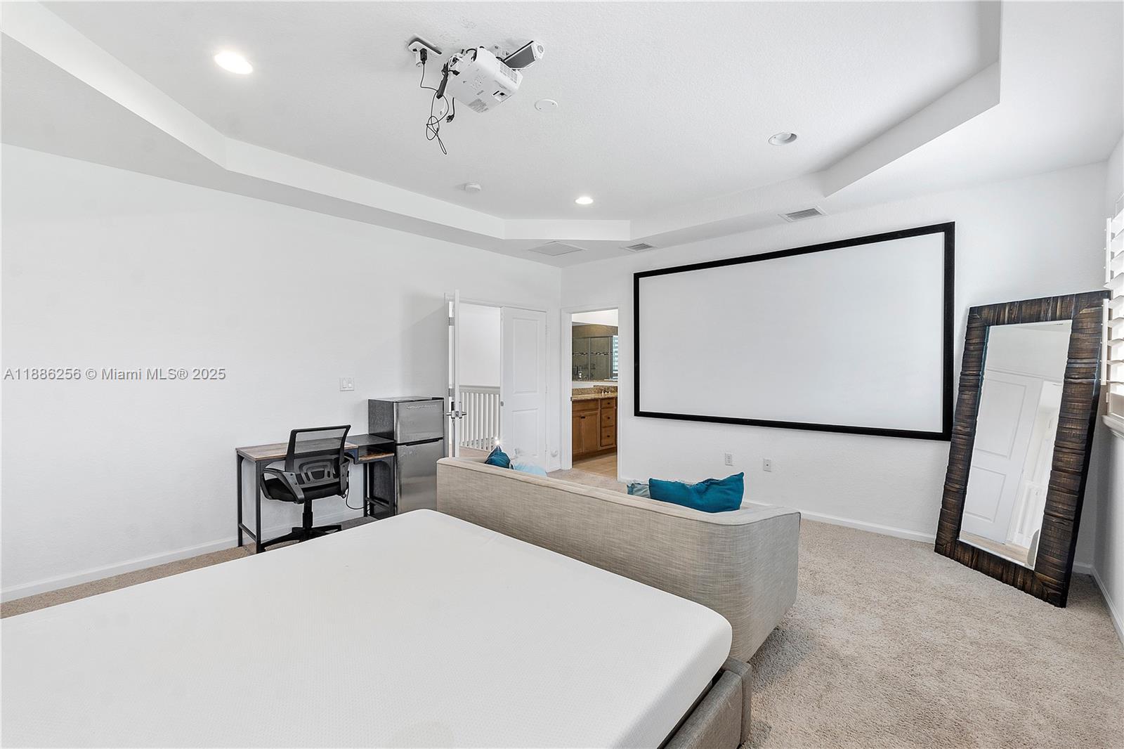 ZUNJIC ESTATES - Residential