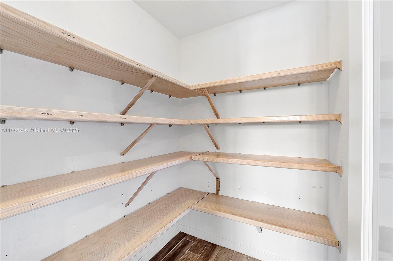 ZUNJIC ESTATES - Residential