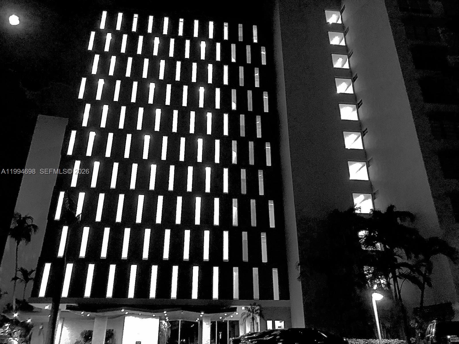 BLAIR HOUSE CONDO - WEST - Residential