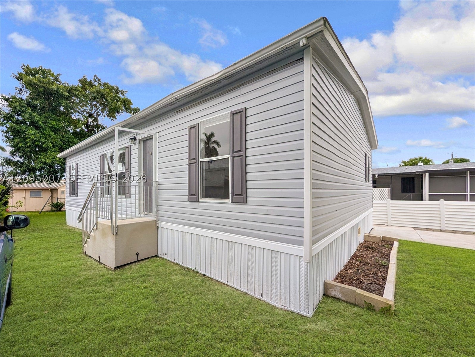 View photos, virtual tours, details... 1910 SW 85th Ln