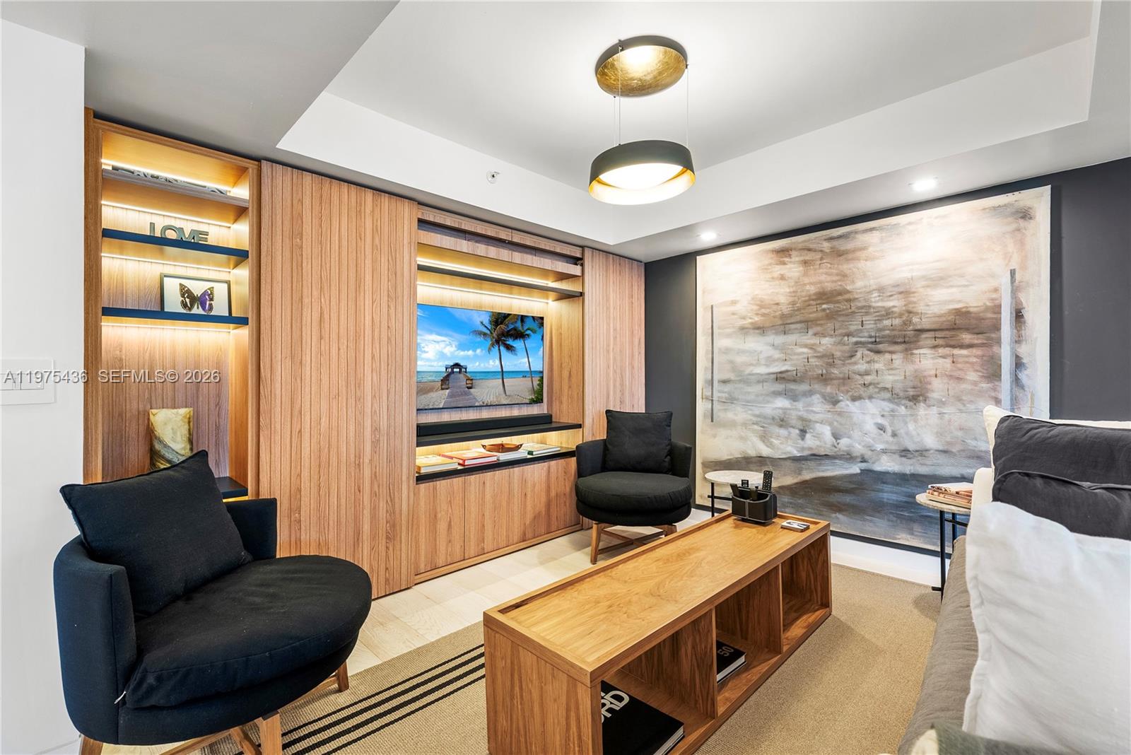 KENILWORTH CONDO - Residential