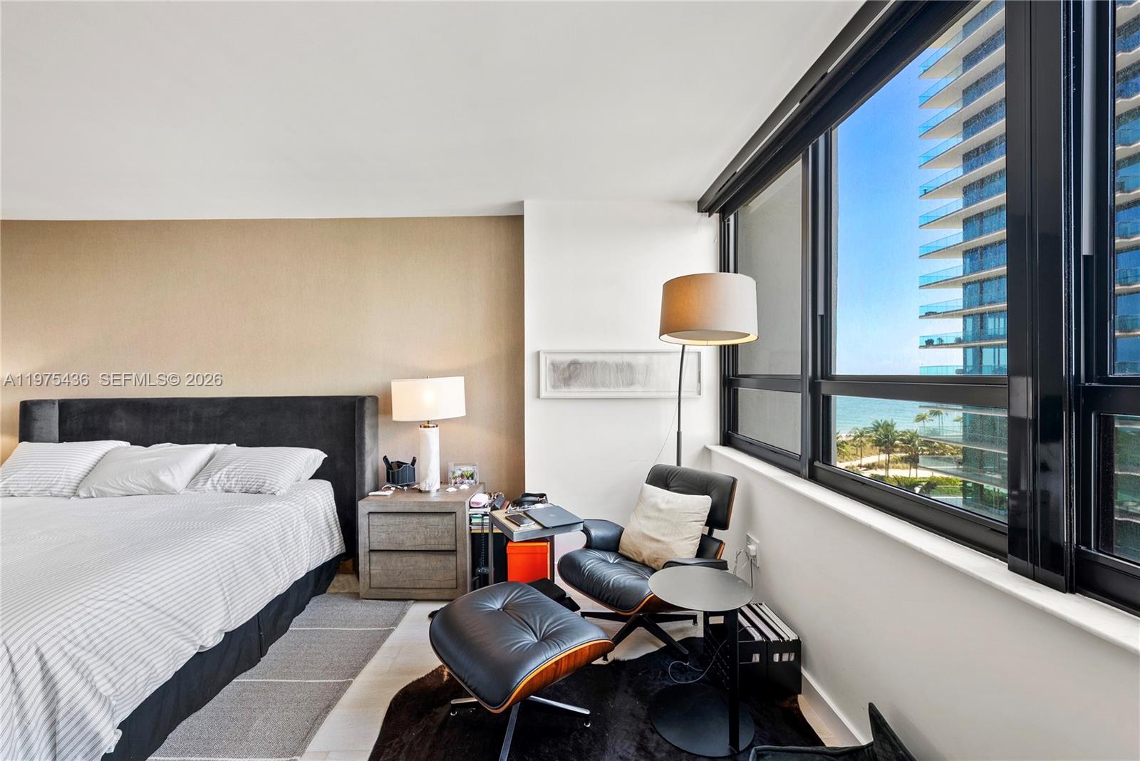 KENILWORTH CONDO - Residential