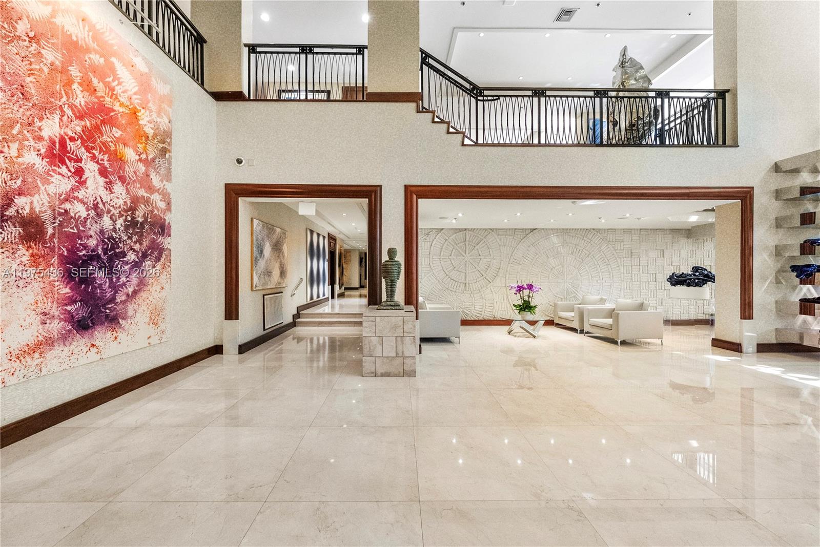 KENILWORTH CONDO - Residential