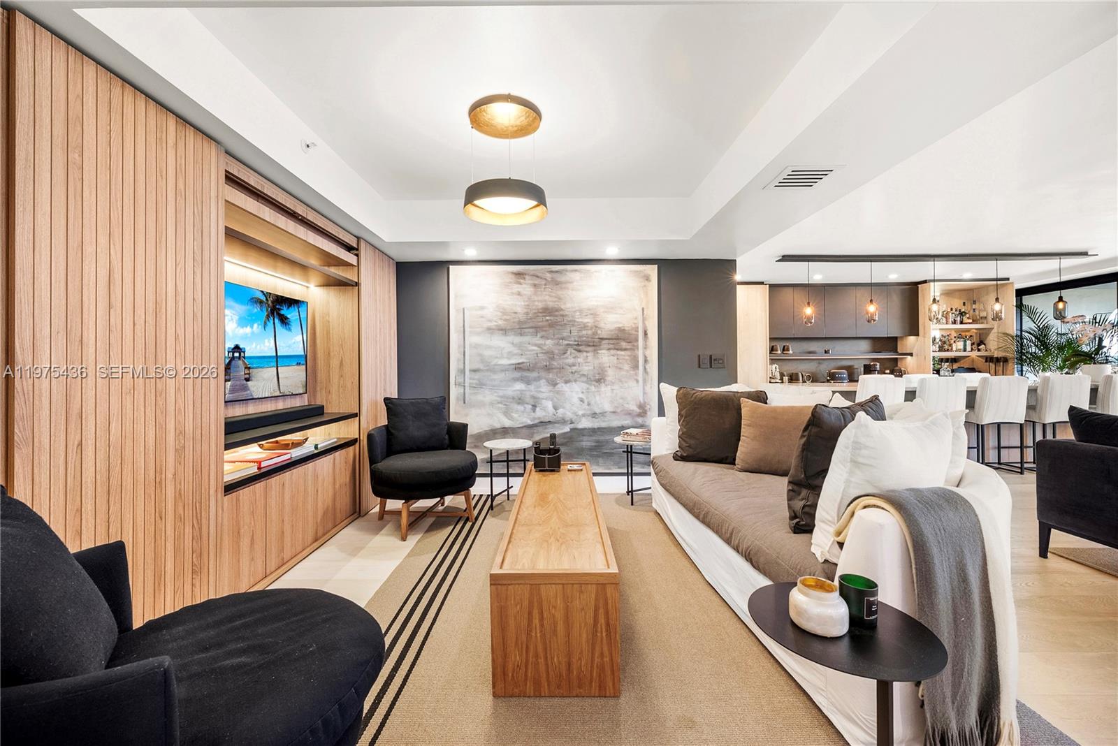 KENILWORTH CONDO - Residential