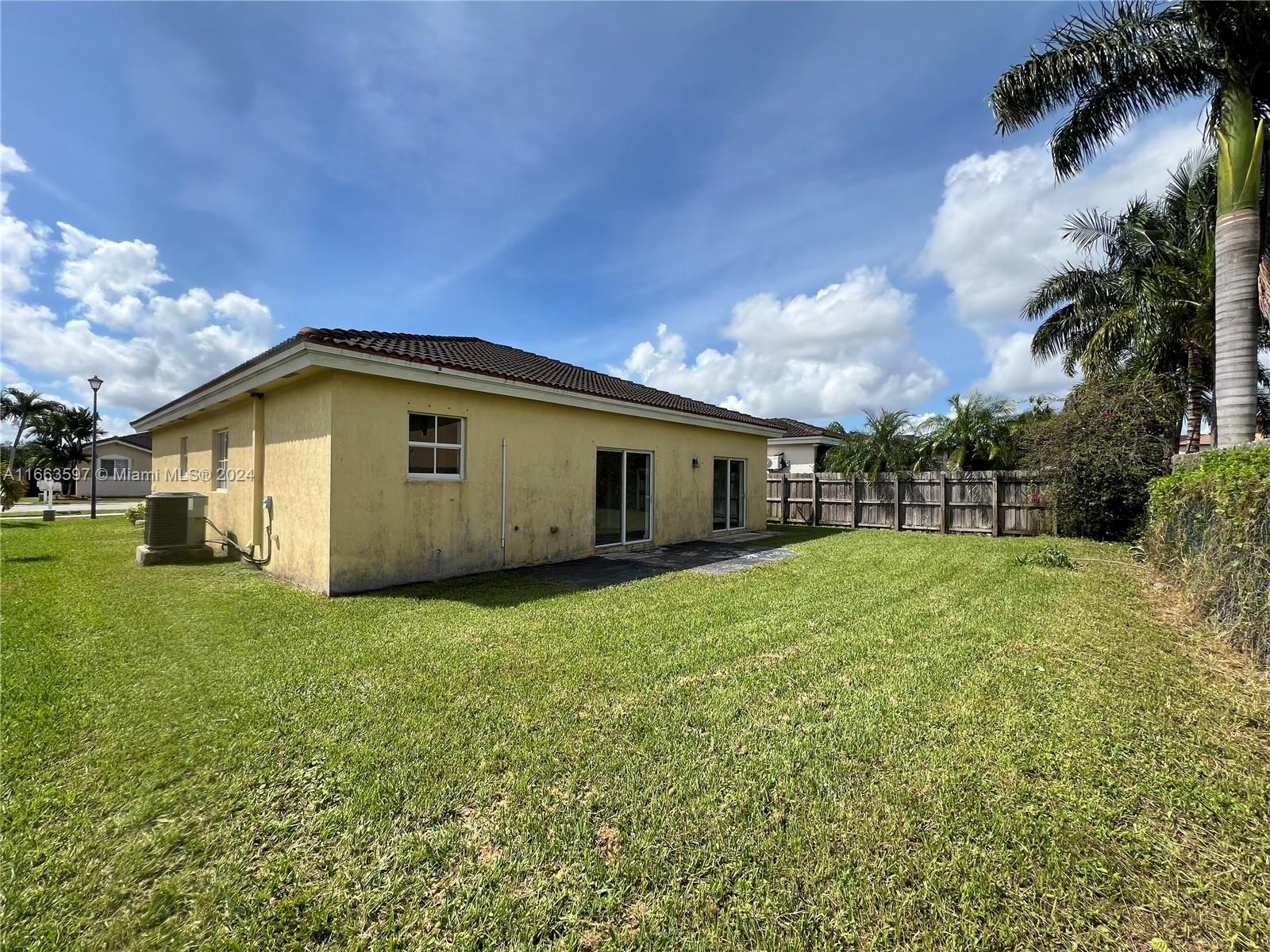 GROVE AT WATERSTONE - Residential