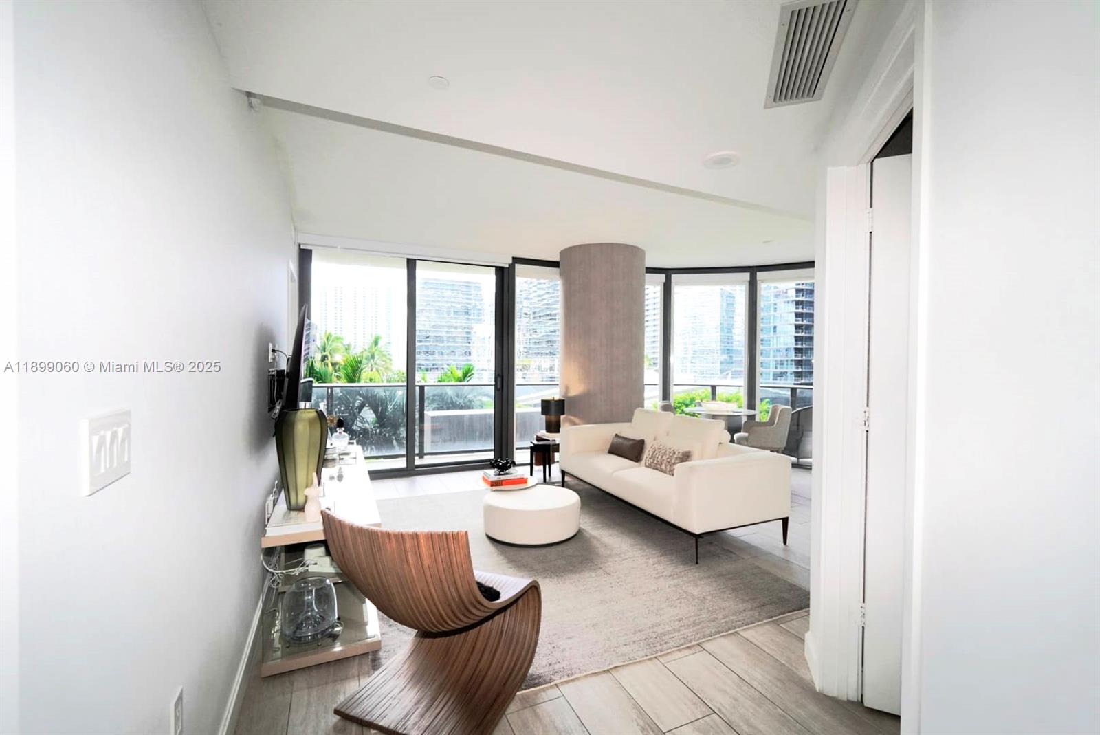 BRICKELL HEIGHTS WEST CON - Residential Lease