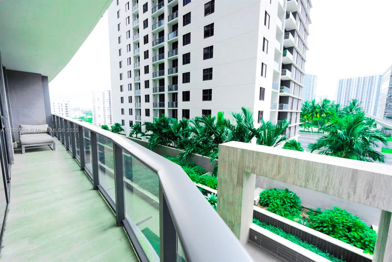 BRICKELL HEIGHTS WEST CON - Residential Lease