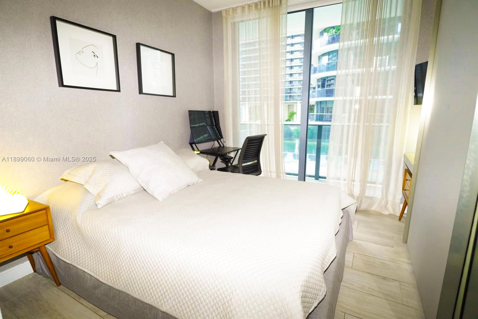 BRICKELL HEIGHTS WEST CON - Residential Lease