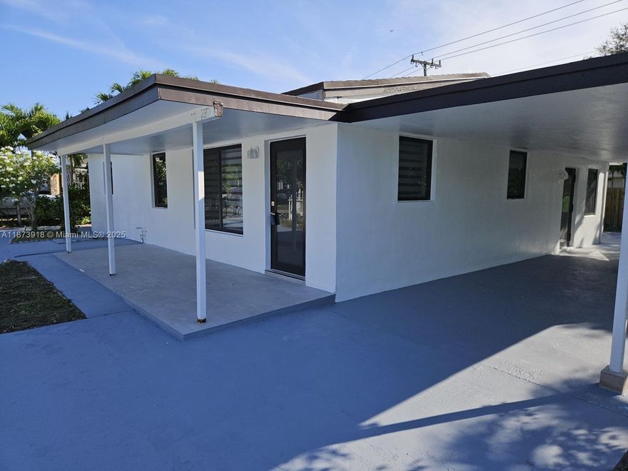 Beautiful fully remodeled single-story home in central Hollywood. Features 3 bedrooms, 2 updated bathrooms, new
 porcelain floors, modern kitchen, new appliances, brand-new A/C, and a separate laundry room with washer and
 dryer. Includes 4 parking spaces and a private interior patio. Equipped with hurricane-impact windows and doors,
 plus stylish new blinds. Located near top-rated schools, Memorial Regional Hospital, Hollywood Beach, Oakwood Plaza, and with easy access to I-95. Tenant responsible for 70% of total utility bill. Comfort, security, and prime
 location all in one!