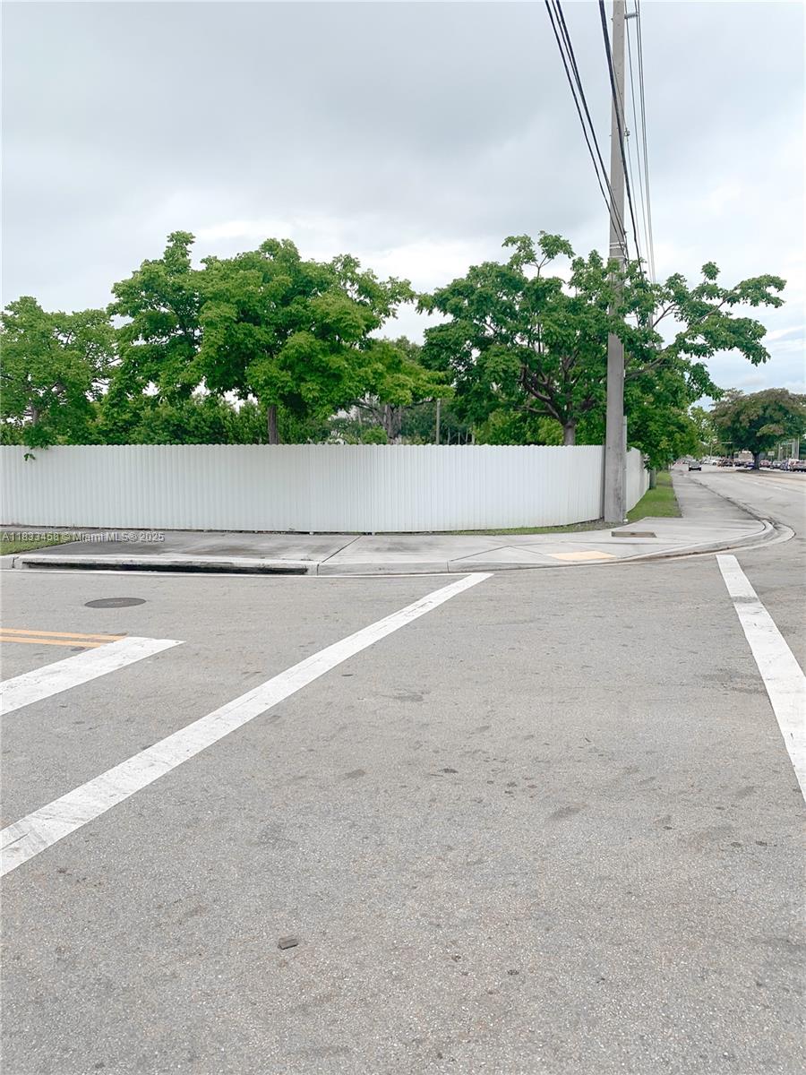 1401 NW 108th Ave