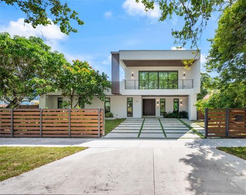 300 NE 48th St Miami FL 33137