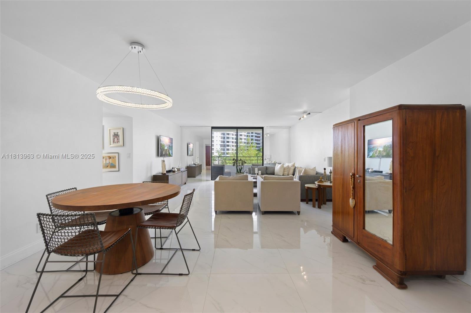 OLYMPUS CONDO PHASE - Residential