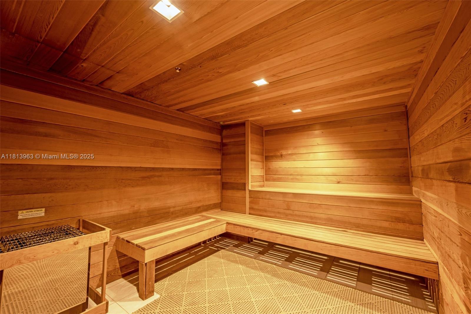 OLYMPUS CONDO PHASE - Residential