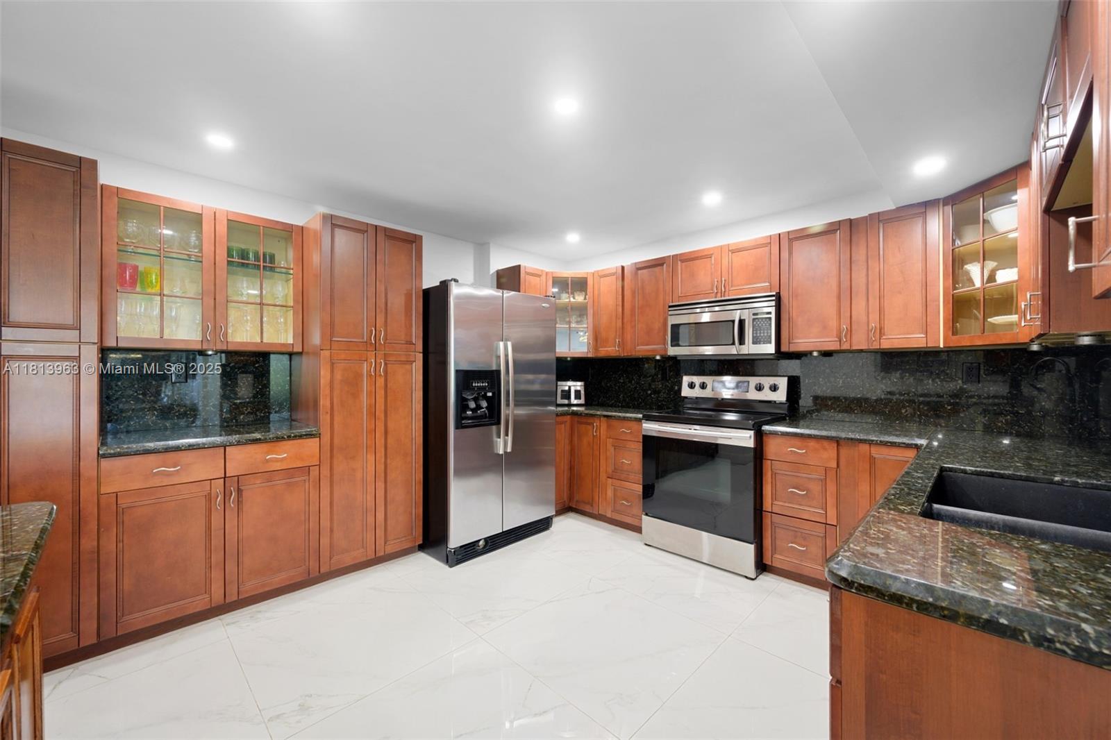 500 Three Islands Blvd 206