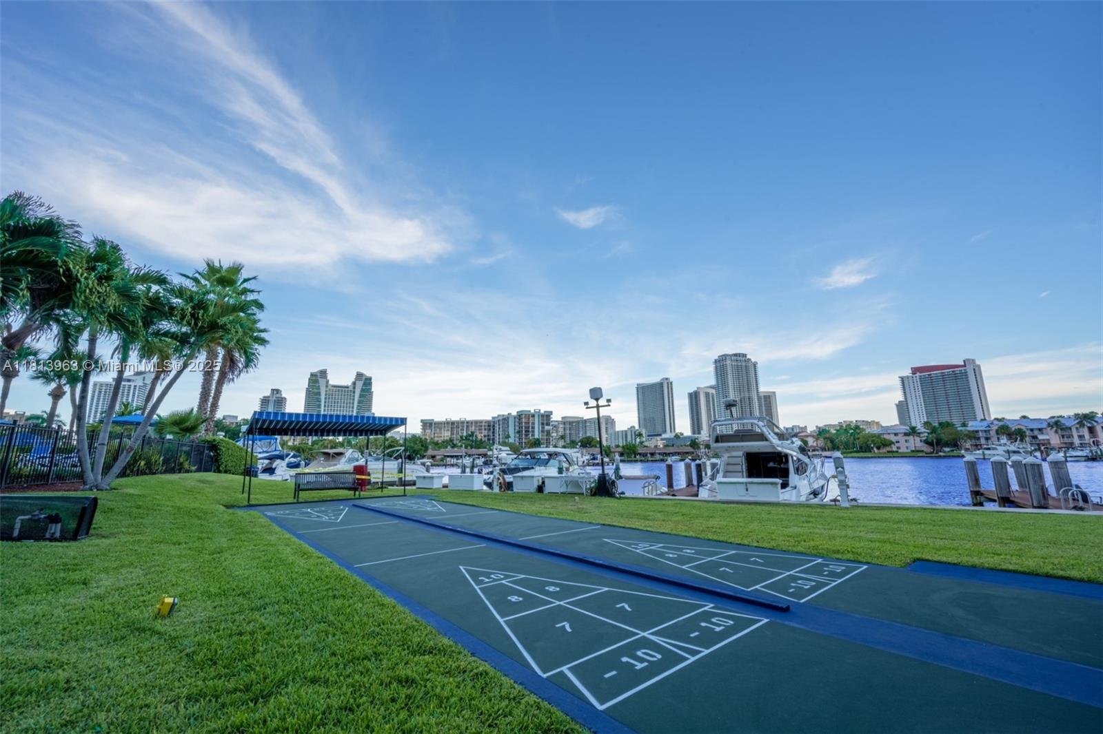 OLYMPUS CONDO PHASE - Residential