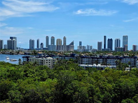 Tiny photo for 16385 Biscayne Blvd #1019, North Miami Beach, FL 33160 (MLS # A12026999)
