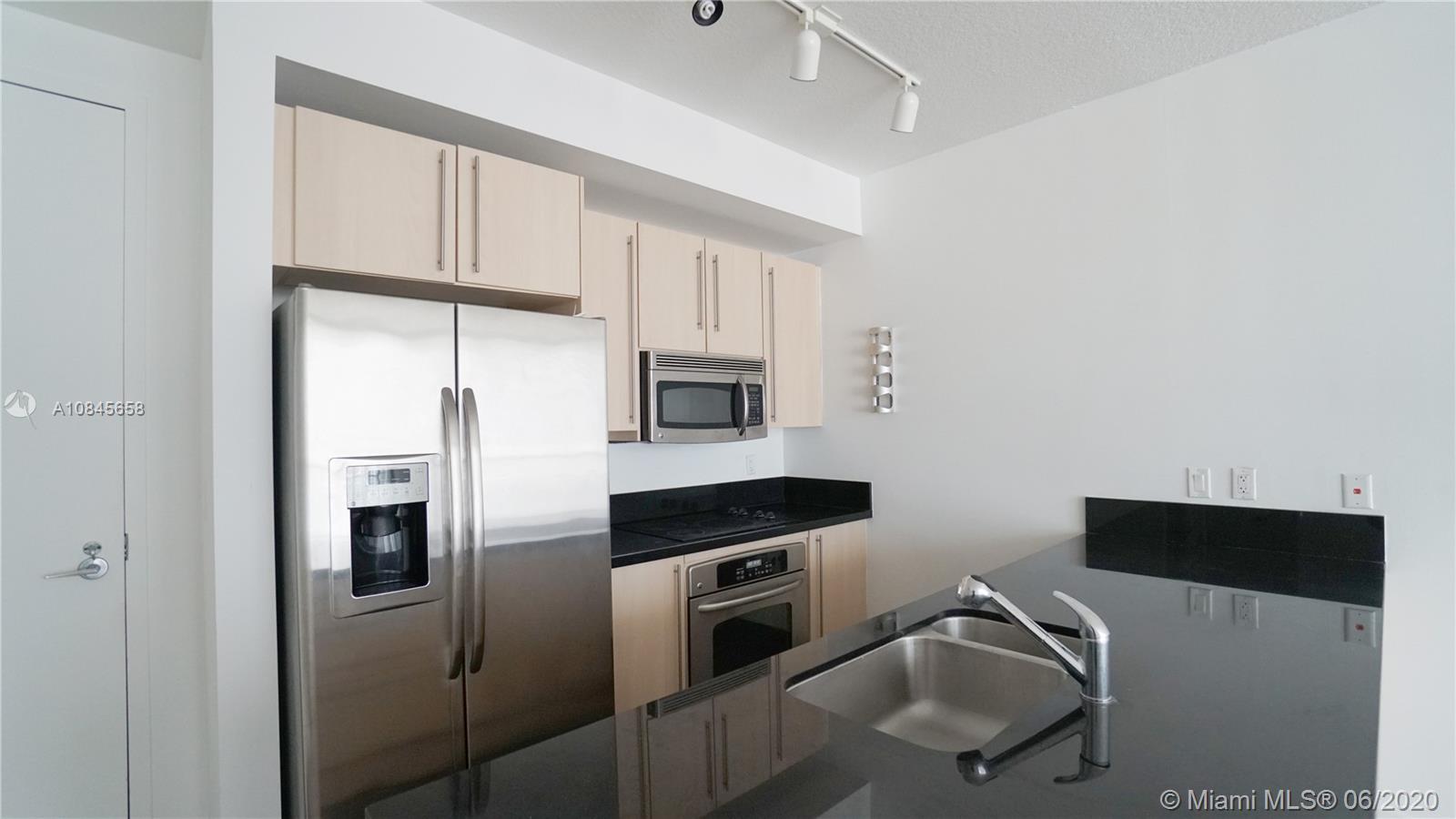 THE AXIS ON BRICKELL II C - Residential Lease